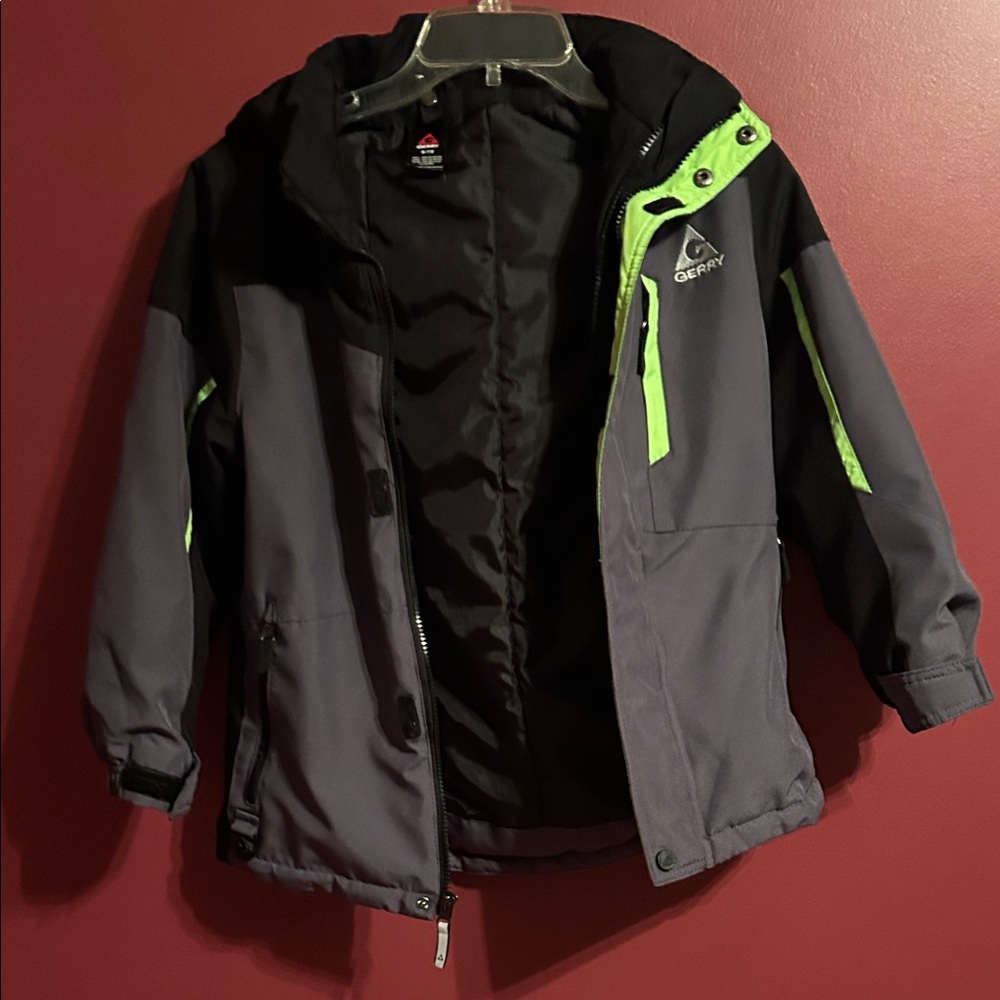 Gerry youthKids' Gray/Black with Green Trim